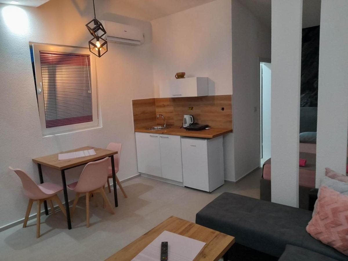 My Place Studio Ohrid Esterno foto